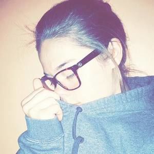 Meet your Posher, Zoe